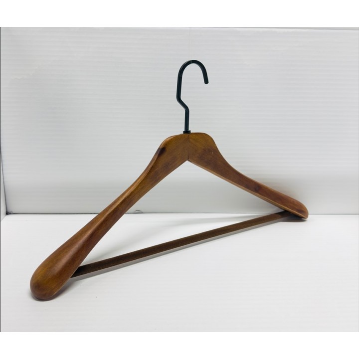 NA 4845B               48CM 48,4.5 - ДЕРЕВЯННЫЕ  ВЕШАЛКИ ВЕШАЛКИ ДЛЯ КУРТОК